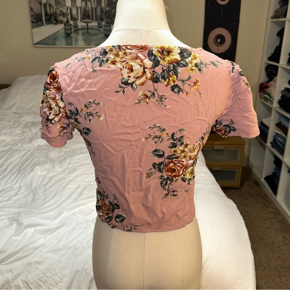 Xhilaration | Square Neck Floral Print Tie Front Cropped Short Sleeve Blouse - Picture 3 of 11